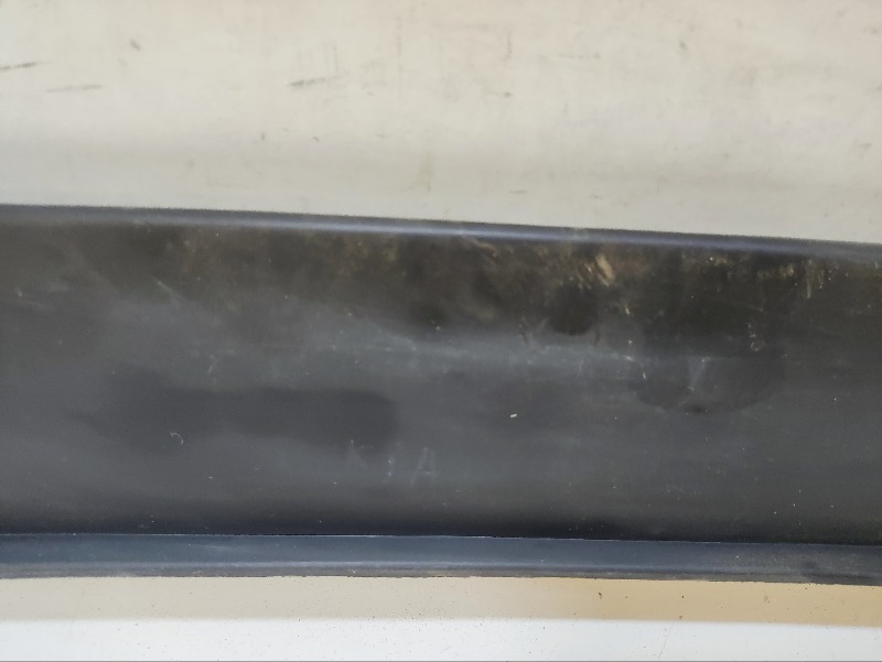 Спойлер переднего бампера