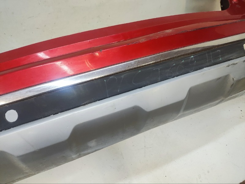 Бампер задний