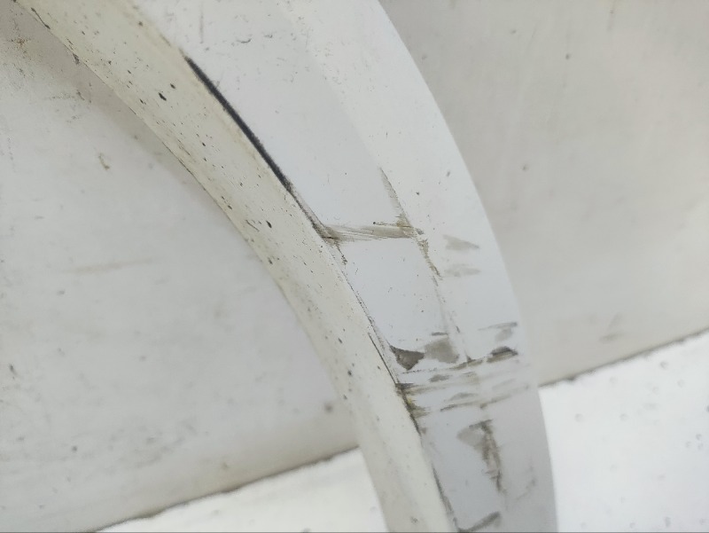 Накладка заднего крыла левого