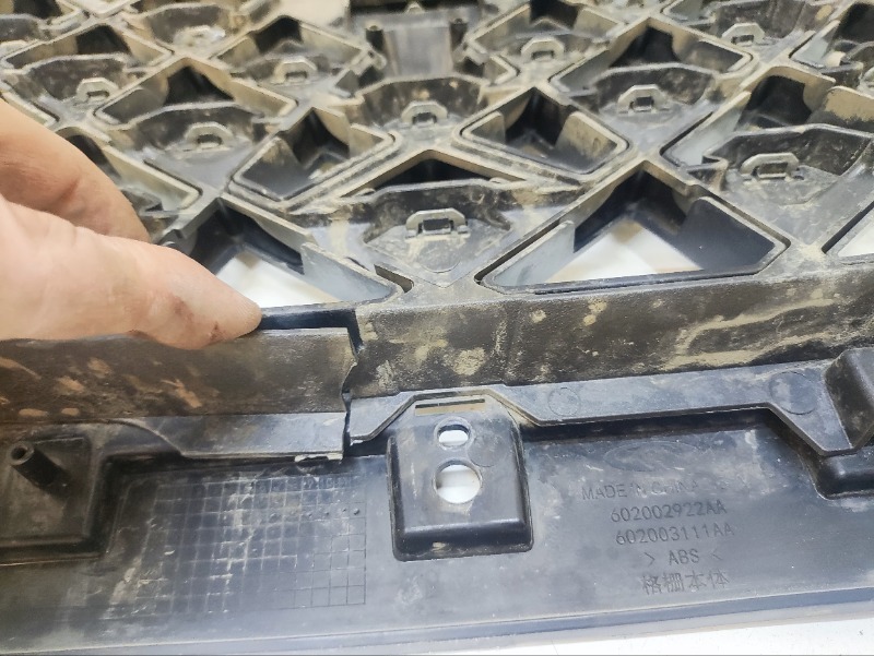 Решетка радиатора