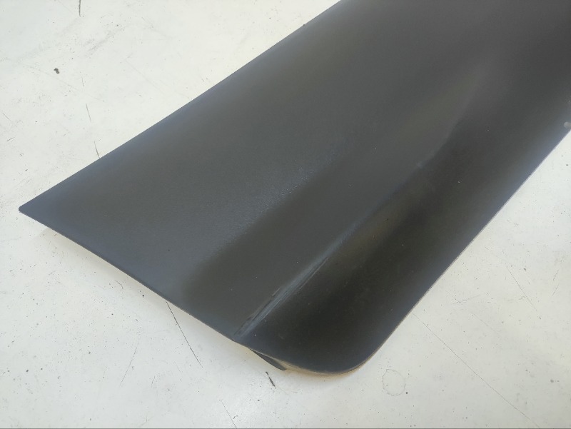 Накладка двери задней правой