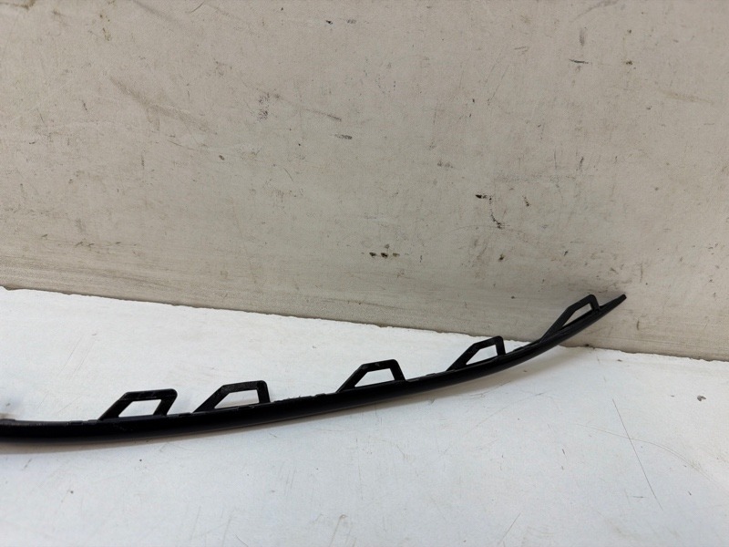 Накладка переднего бампера правая