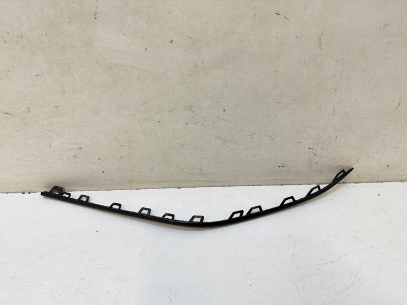 Накладка переднего бампера правая