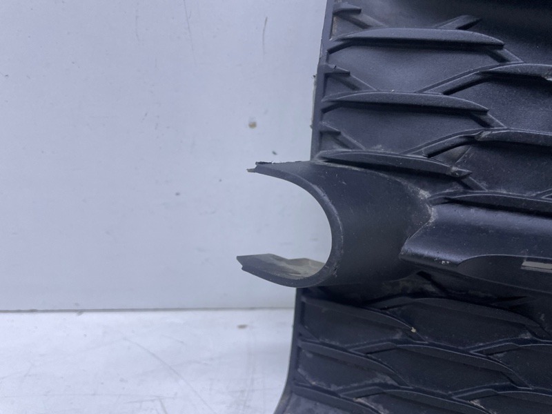 Решетка в бампер правая