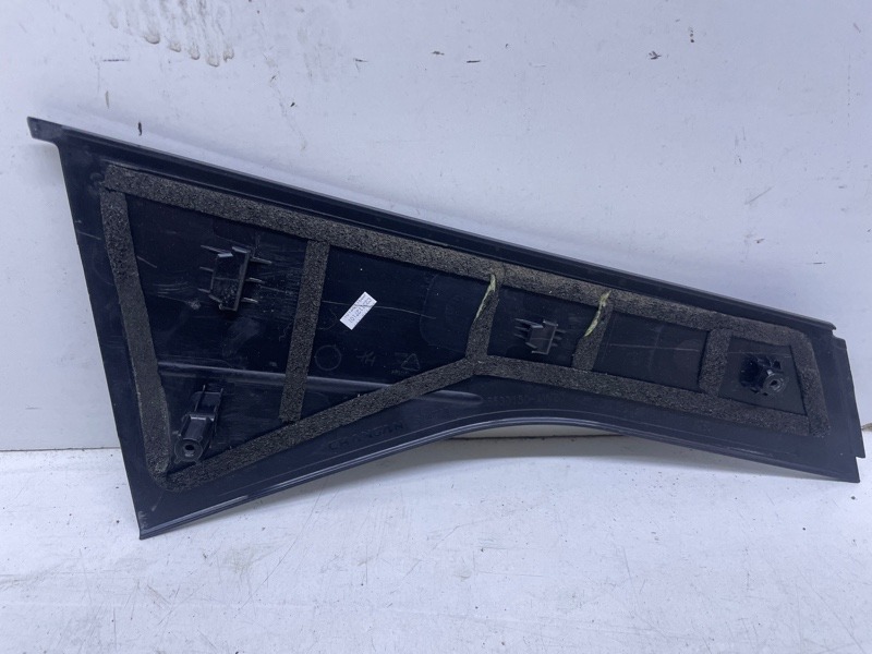 Накладка двери задней левой