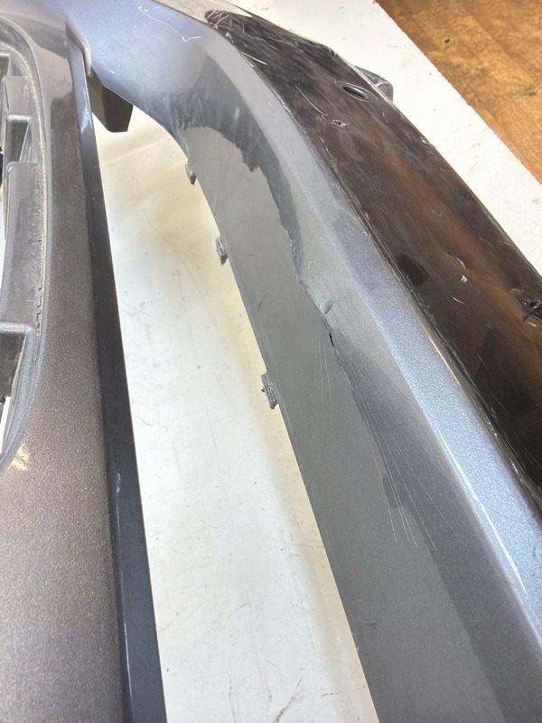 Бампер передний