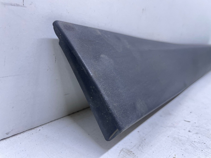 Накладка двери задней правой