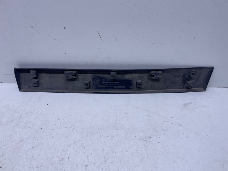 Накладка двери задней правой