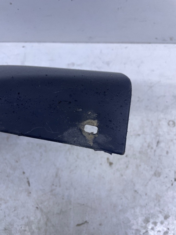 Накладка заднего бампера правая