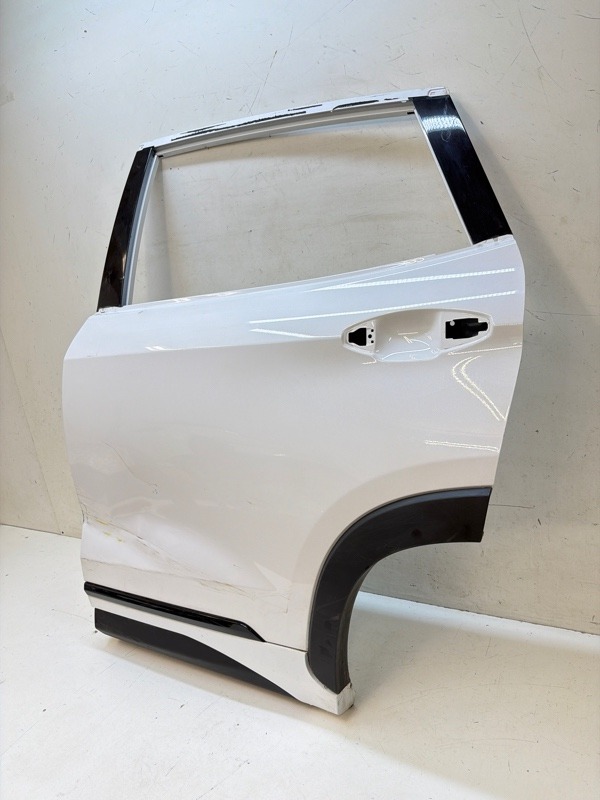 Дверь задняя левая