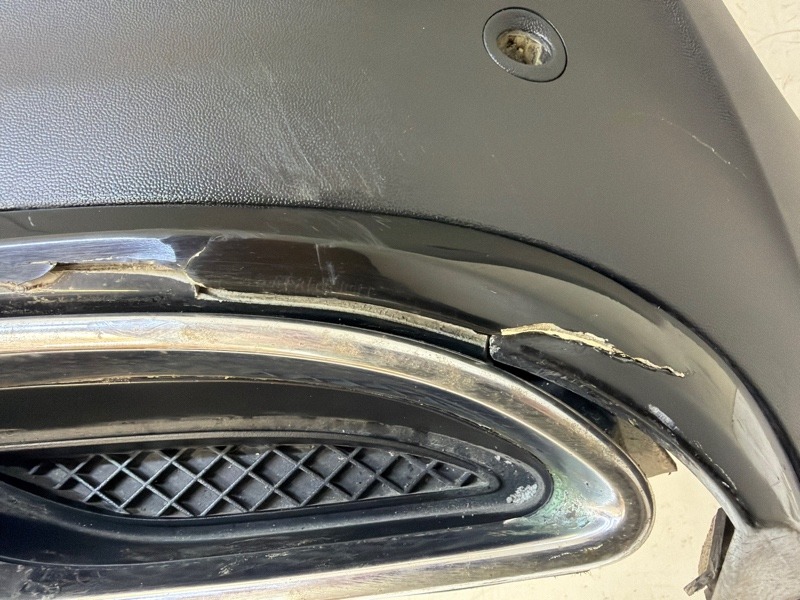 Спойлер заднего бампера