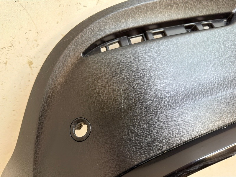 Спойлер заднего бампера