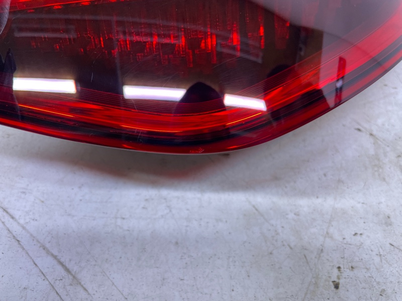 Фонарь задний правый