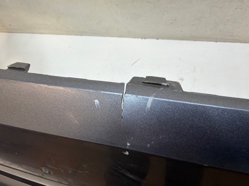 Бампер передний