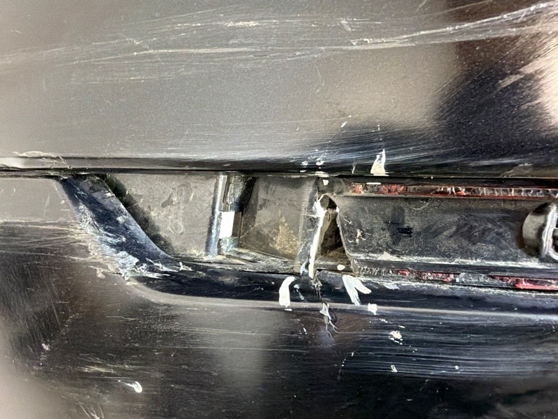 Бампер задний