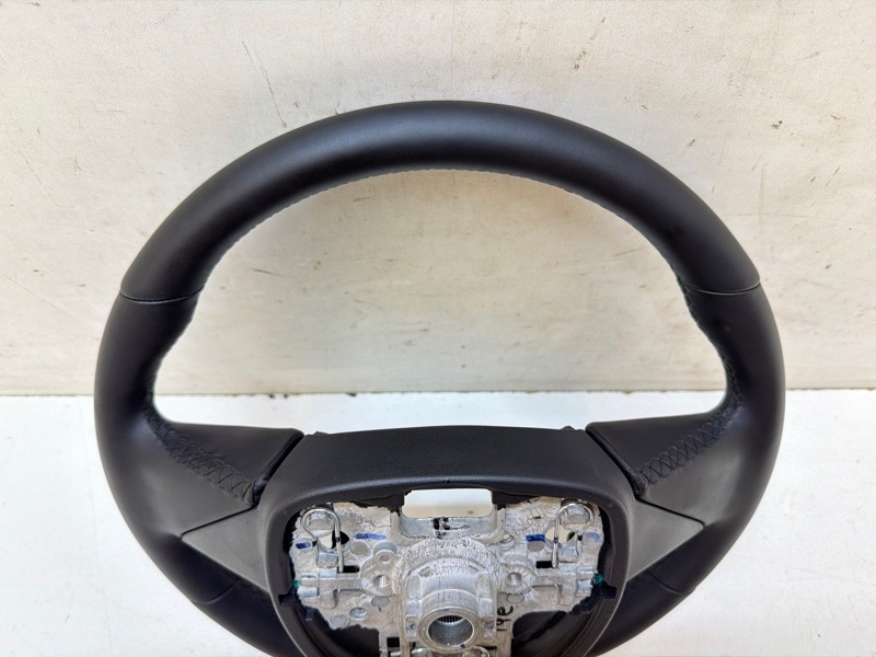 Рулевое колесо (руль)