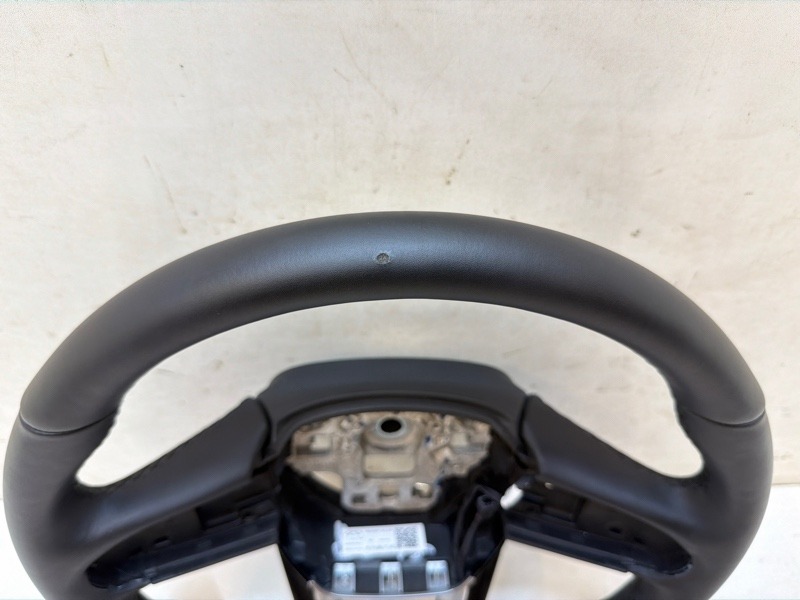 Рулевое колесо (руль)