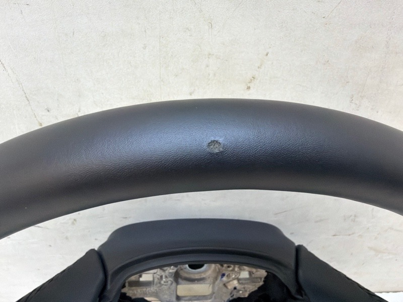 Рулевое колесо (руль)