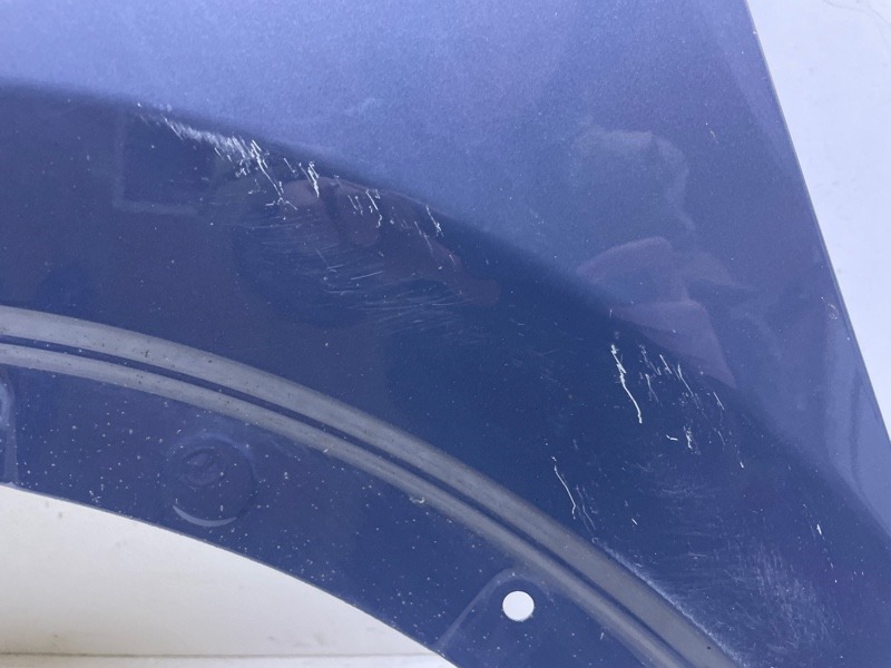 Крыло переднее левое