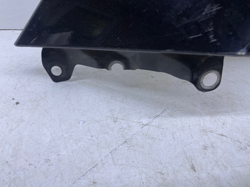 Крыло переднее левое