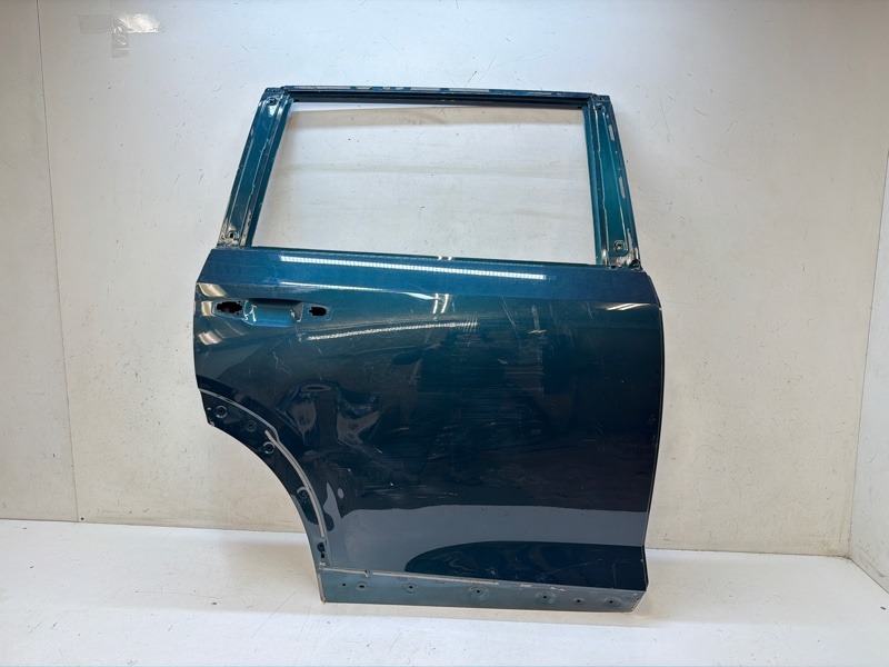 Дверь задняя правая