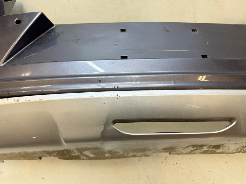 Бампер задний