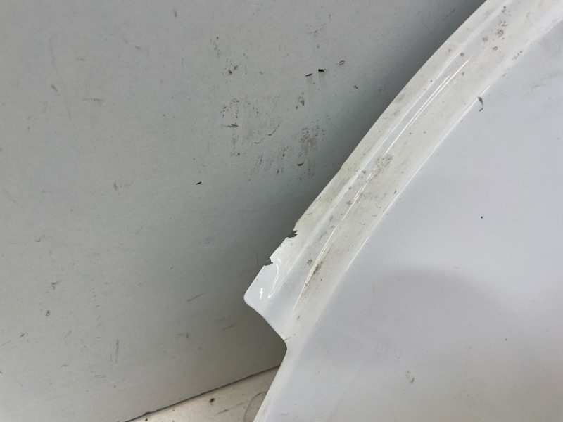 Крыло переднее левое