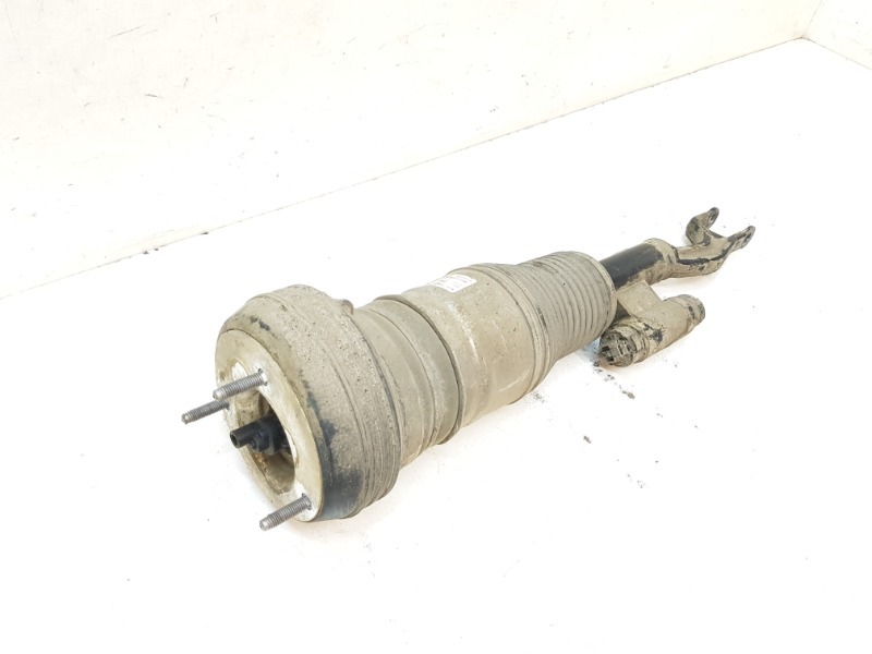 Амортизатор передний правый