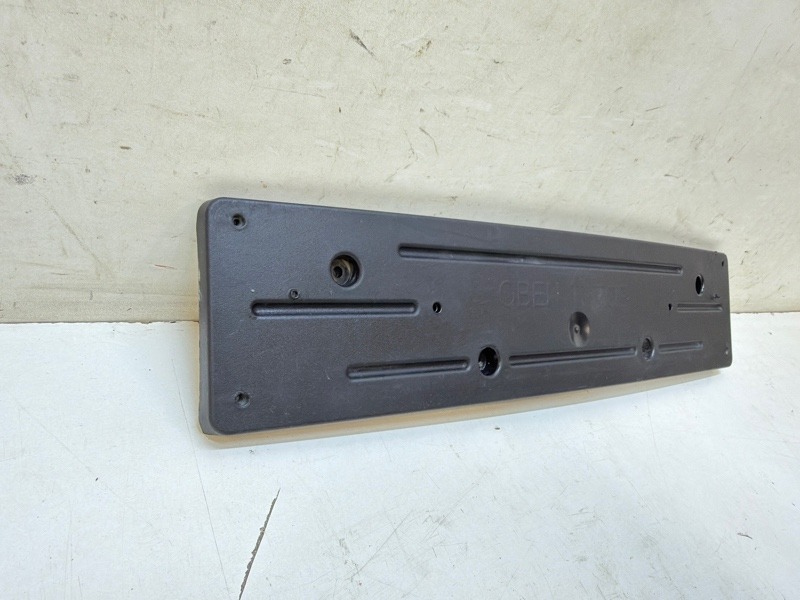 Накладка переднего бампера под номер