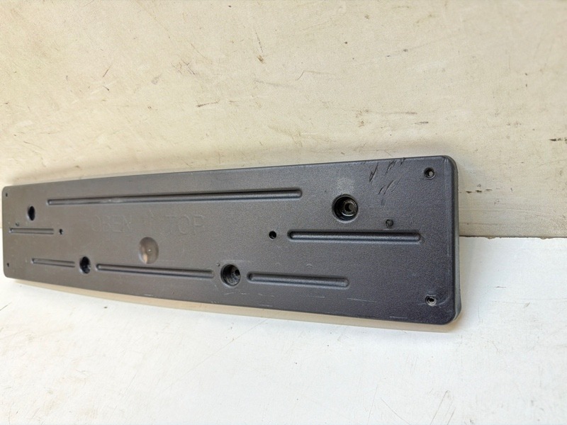 Накладка переднего бампера под номер