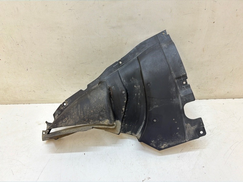 Пыльник двигателя