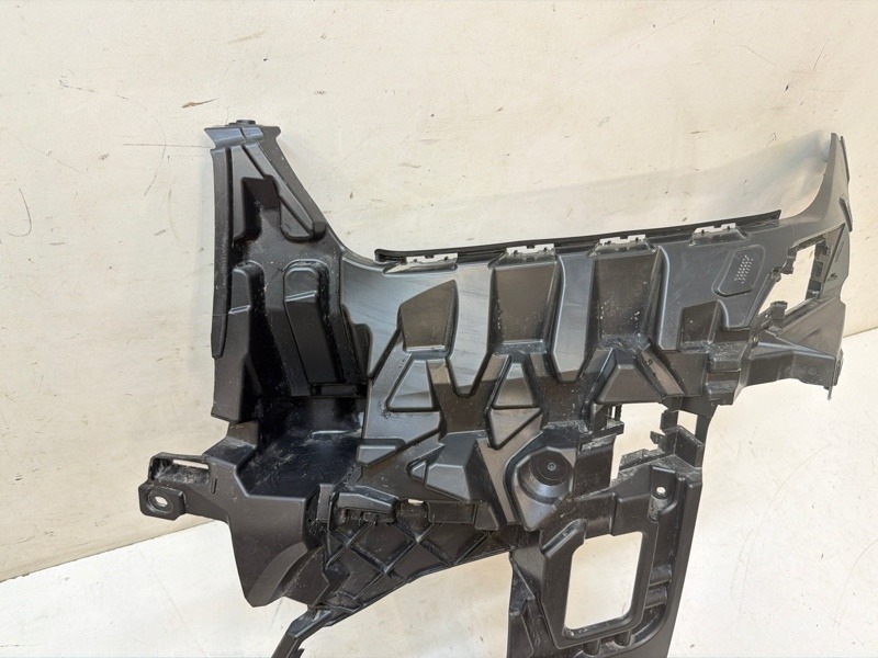 Кронштейн фары противотуманной левой