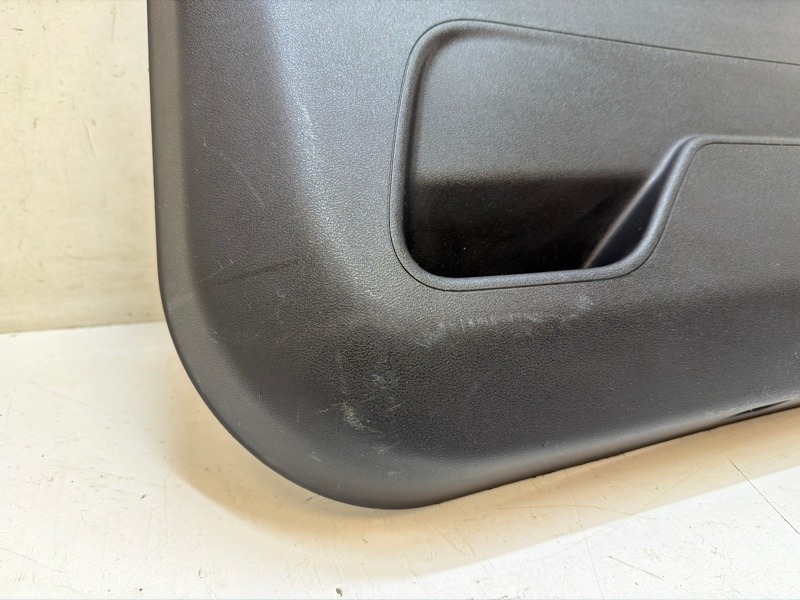 Обшивка крышки багажника