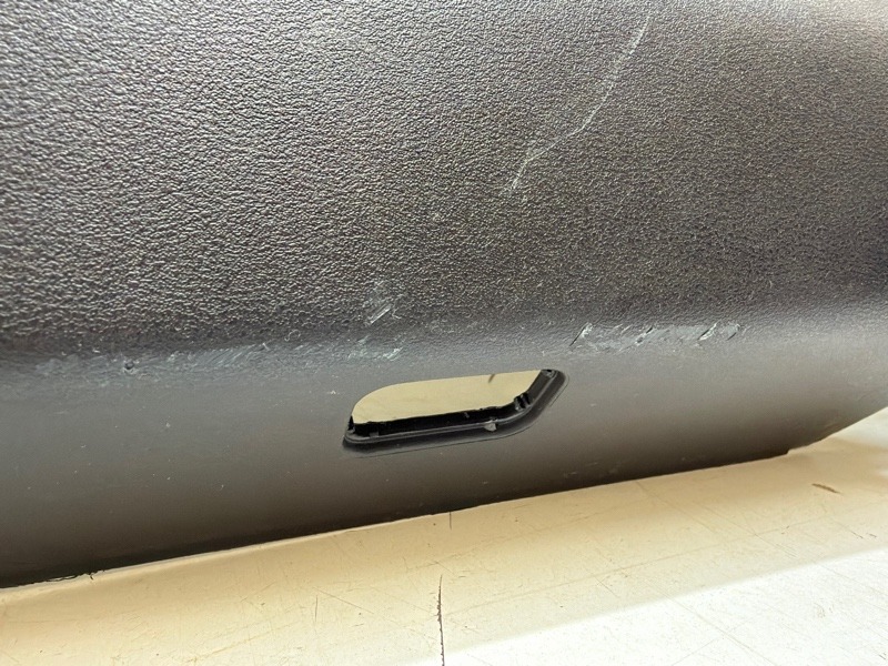 Обшивка крышки багажника