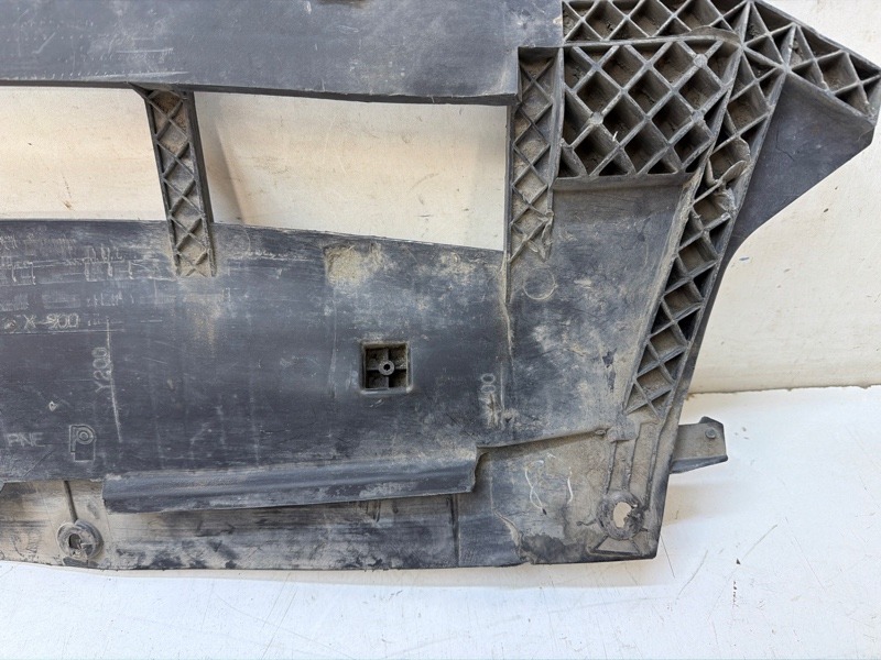 Пыльник двигателя