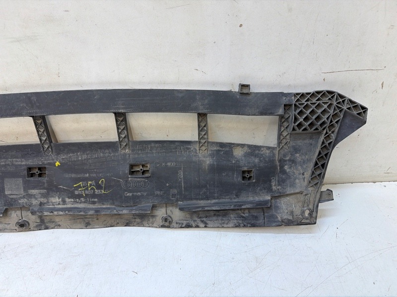 Пыльник двигателя