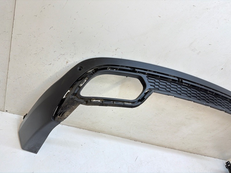 Спойлер заднего бампера