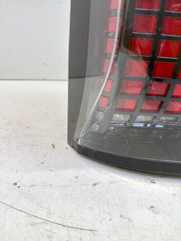 Фонарь задний левый