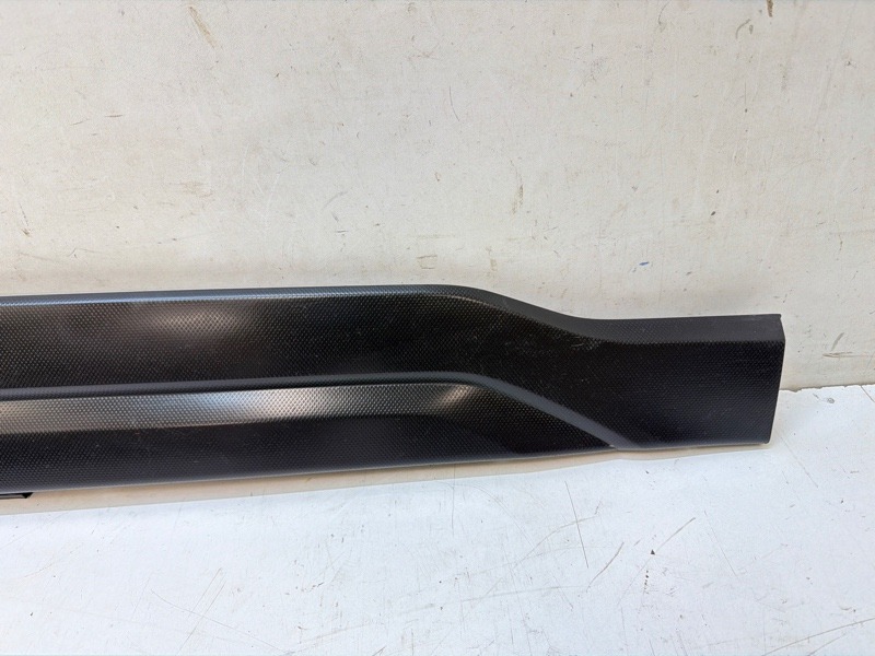 Накладка двери передней правой