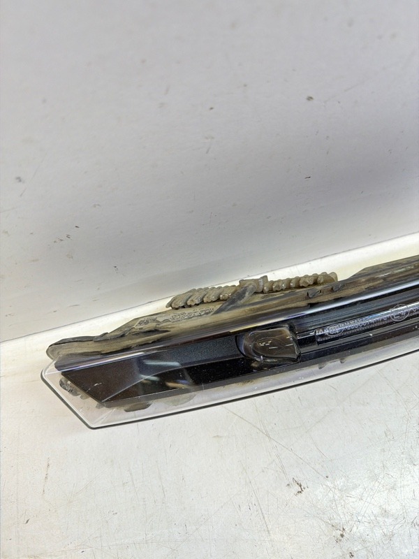 Фара противотуманная левая