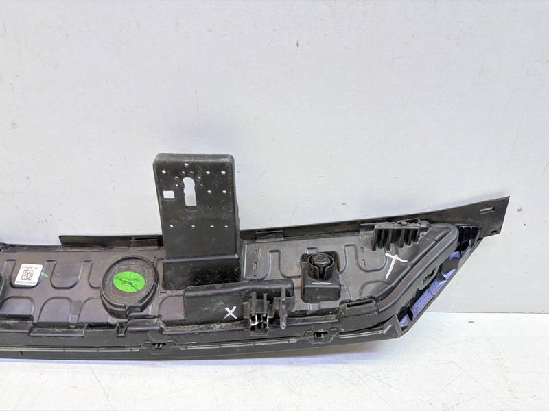 Накладка на решетку радиатора