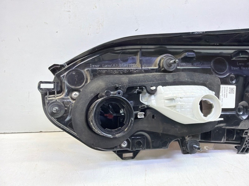 Фонарь задний левый