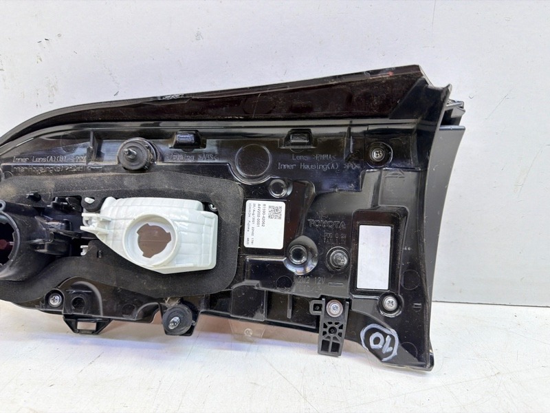 Фонарь задний левый