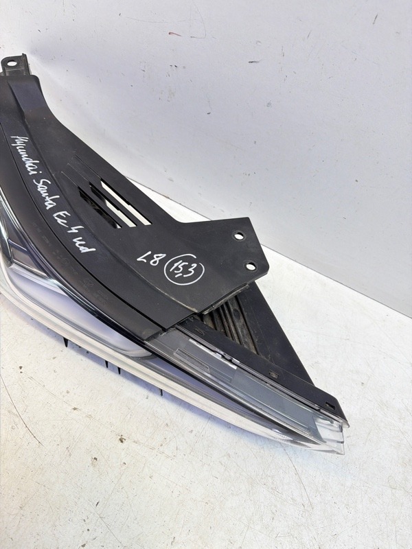 Фара противотуманная правая