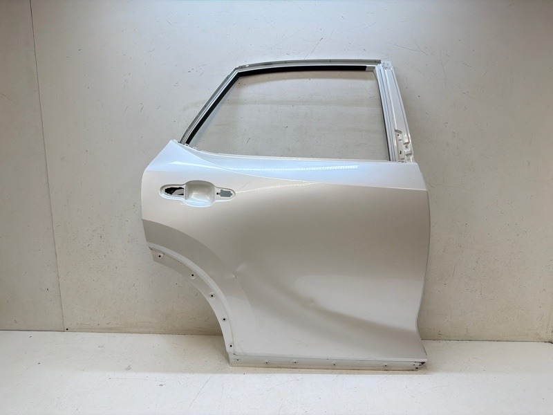 Дверь задняя правая