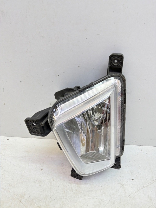 Фара противотуманная