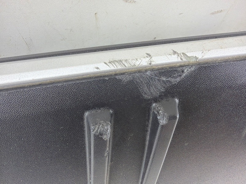 Спойлер переднего бампера