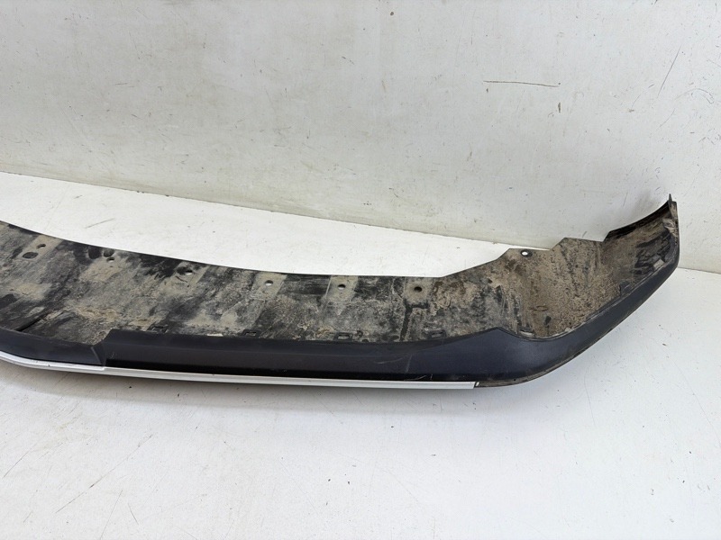 Спойлер переднего бампера