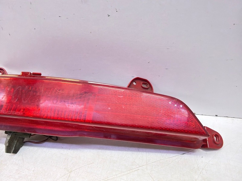 Фара противотуманная левая