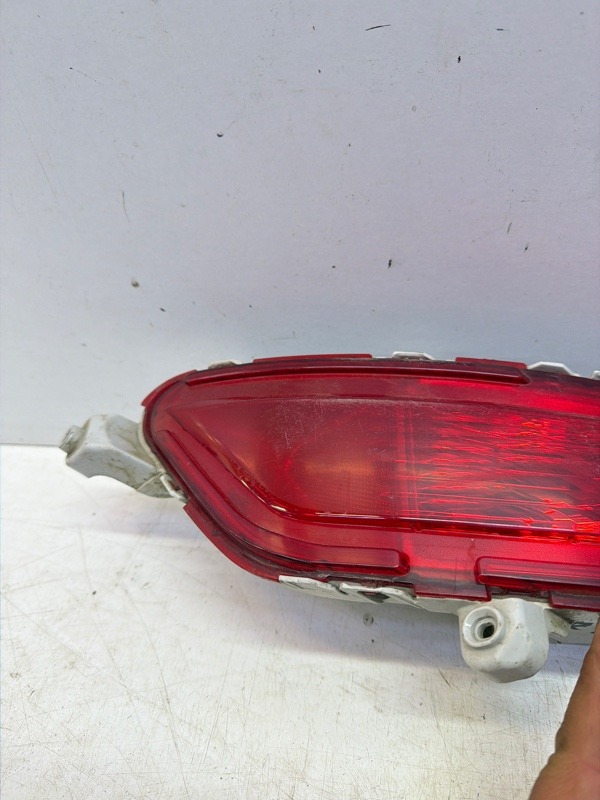 Фара противотуманная правая